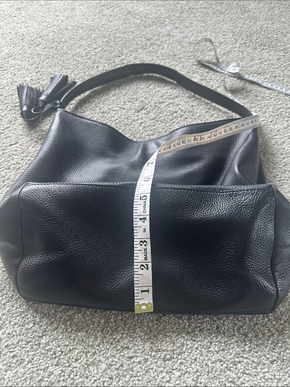 Authentic Tory Burch Black Pebbled Leather Shoulder Hobo with Tassel - Picture 9 of 10